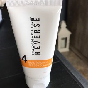 Roden + Fields Reverse